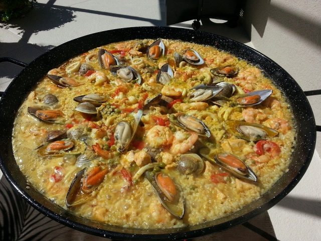 La paella; un plat idéal pour le week-end